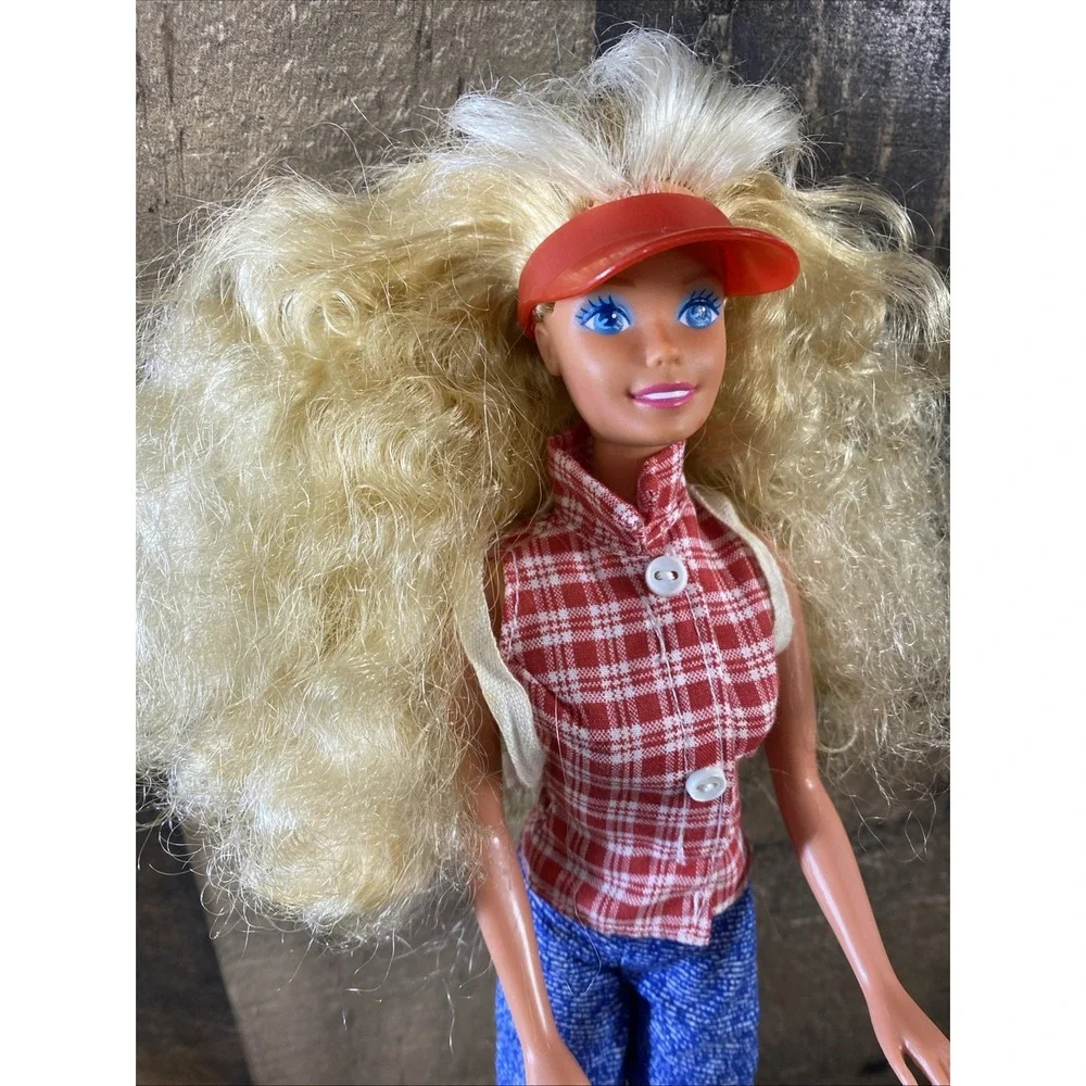 Vintage 1966 Malaysia‎ Barbie Blonde 1995 Lee Jeans Red Gingham Backpack Visor
